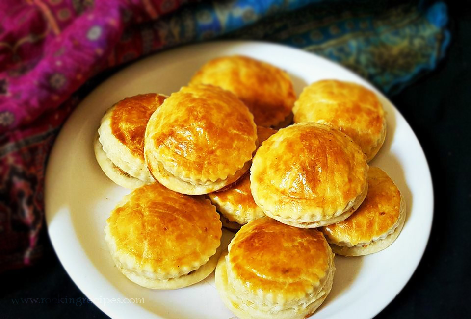 Chicken Puffs With Home-made Puff Pastry